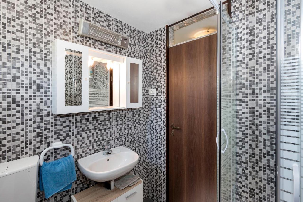 Kuca Za Odmor Dean Villa Pavicini ภายนอก รูปภาพ