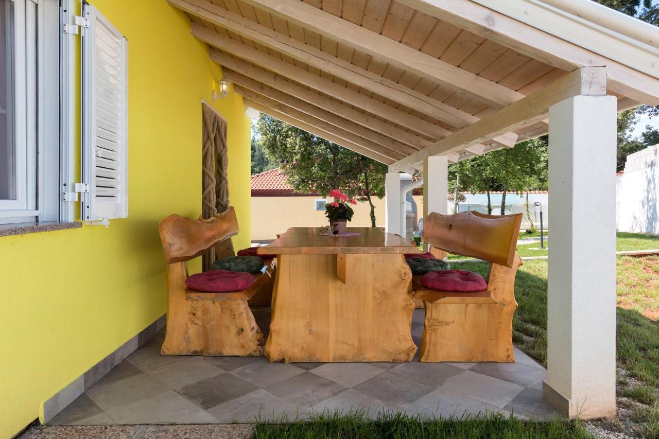 Kuca Za Odmor Dean Villa Pavicini ภายนอก รูปภาพ